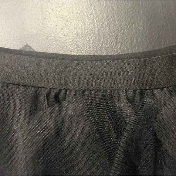 Tulle A-line 2 Layer Tiered Skirt, Black Skirt With Elastic Waist Size Large - Picture 3 of 5
